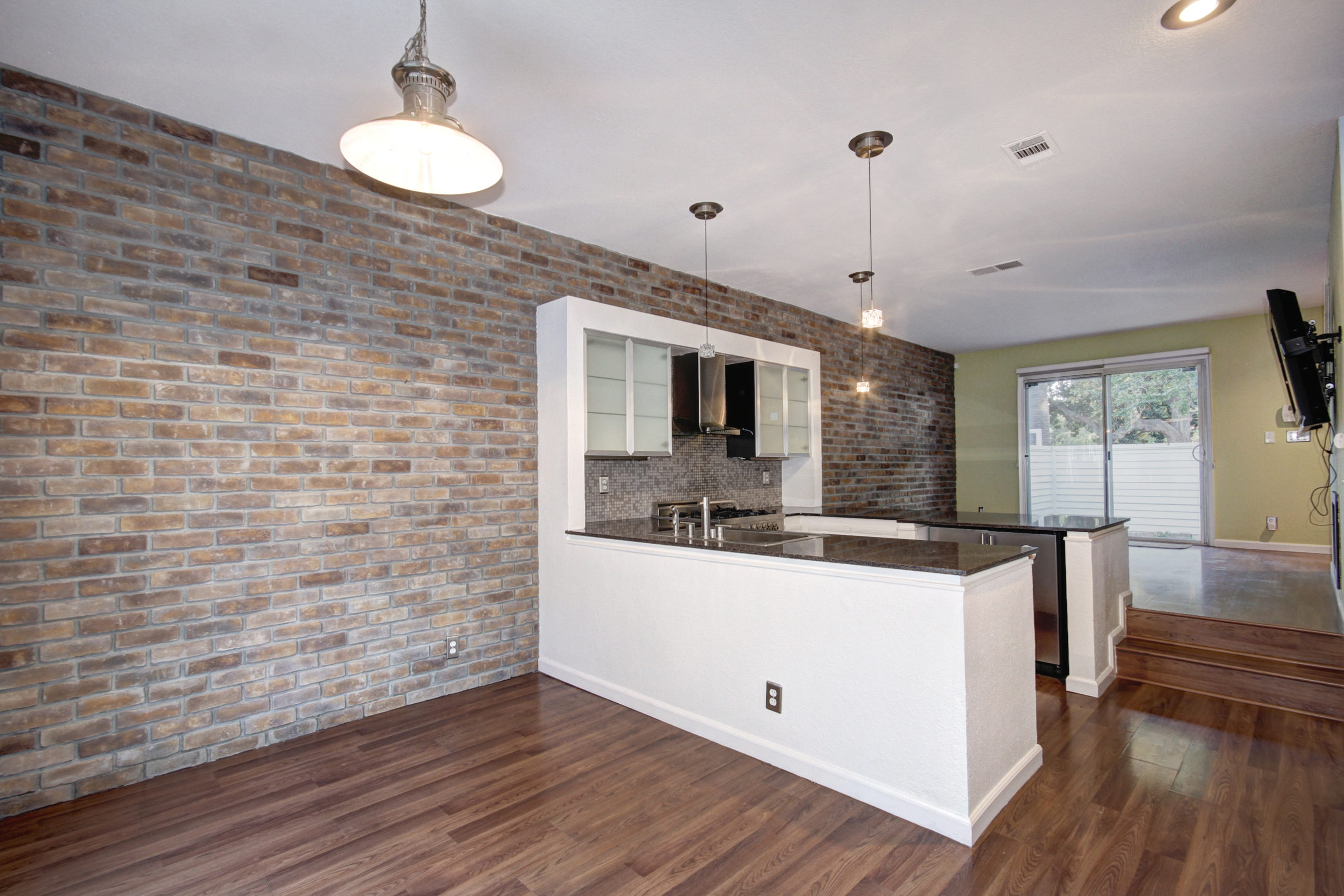 Dunnigan Realtors Downtown 2 Bedrooms, Condominium, Sold Listings, P Street, 1 Bathrooms, Listing ID 1124, Sacramento, Sacramento, California, United States, 95814,