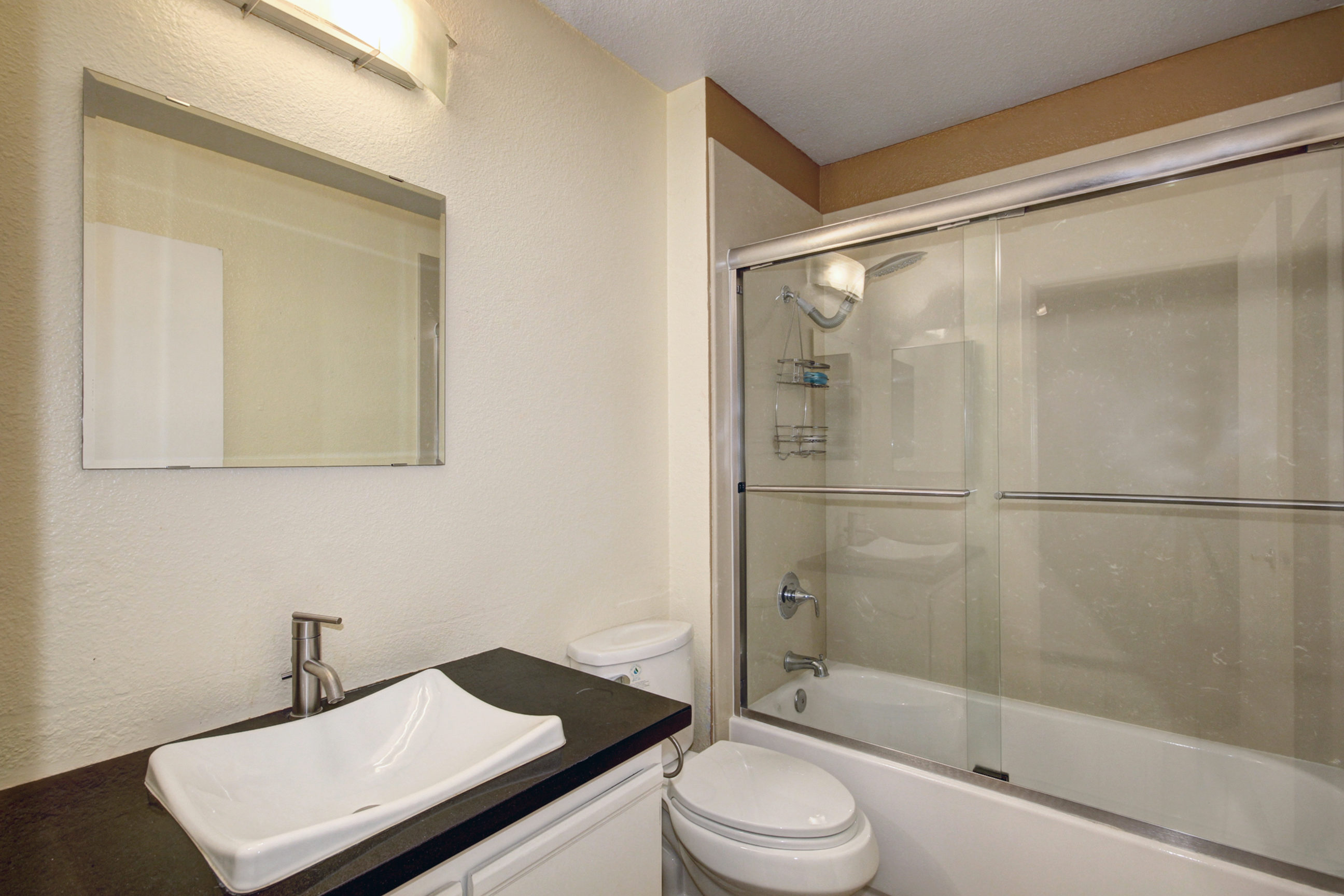 Dunnigan Realtors Downtown 2 Bedrooms, Condominium, Sold Listings, P Street, 1 Bathrooms, Listing ID 1124, Sacramento, Sacramento, California, United States, 95814,