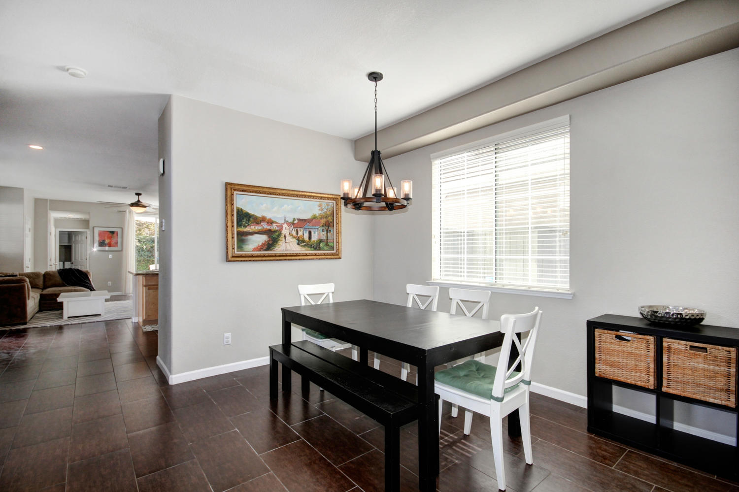 Dunnigan Realtors Elk Grove 4 Bedrooms, Single Family Home, Sold Listings, La Tonis Way, 2 Bathrooms, Listing ID 1144, Elk Grove, California, United States, 95758,