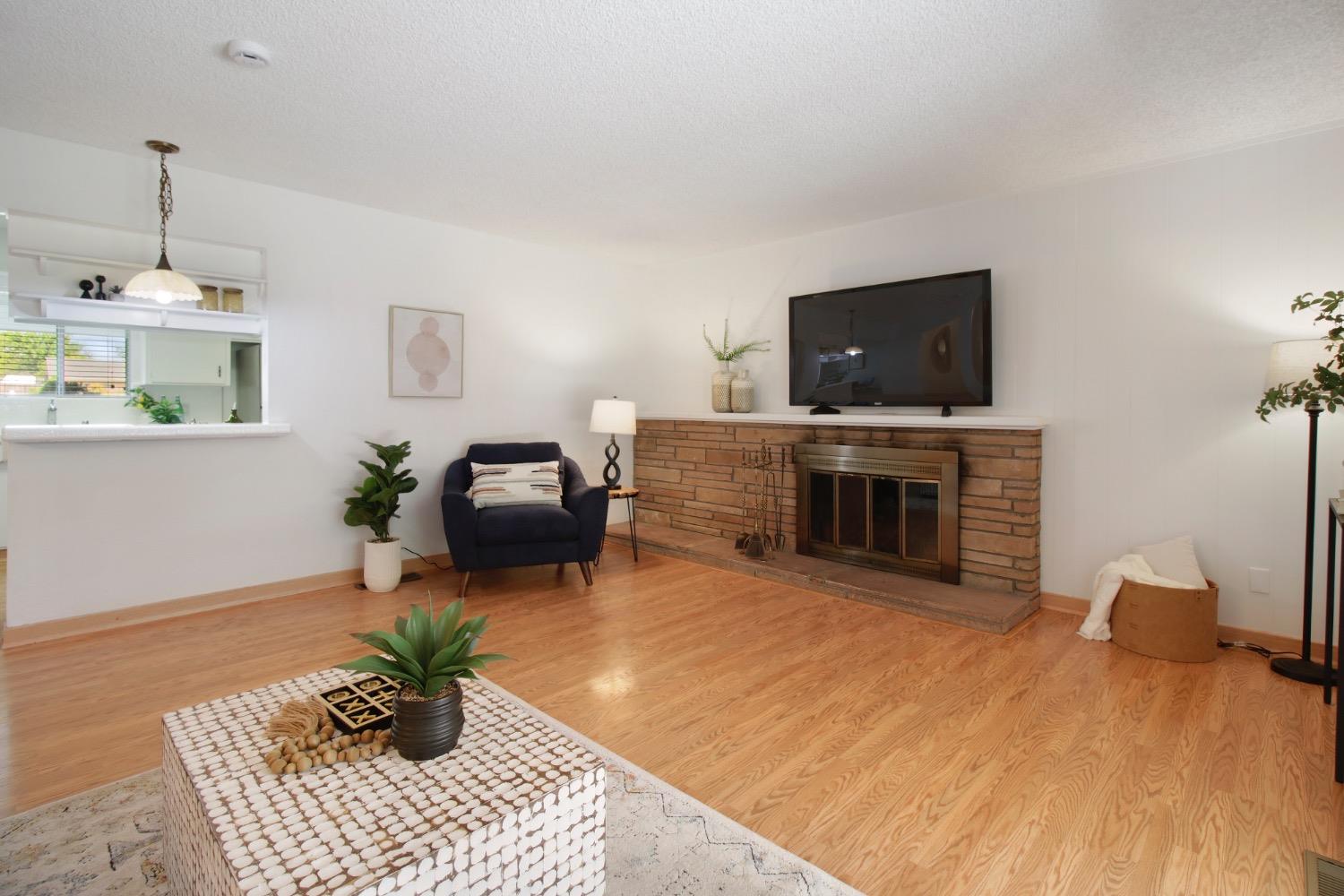 Dunnigan Realtors, Carmichael, 4033 Garfield Ave, Carmichael, California, United States 95608, 3 Bedrooms Bedrooms, ,2 BathroomsBathrooms,Single Family Home,Active Listings,Garfield Ave,1369