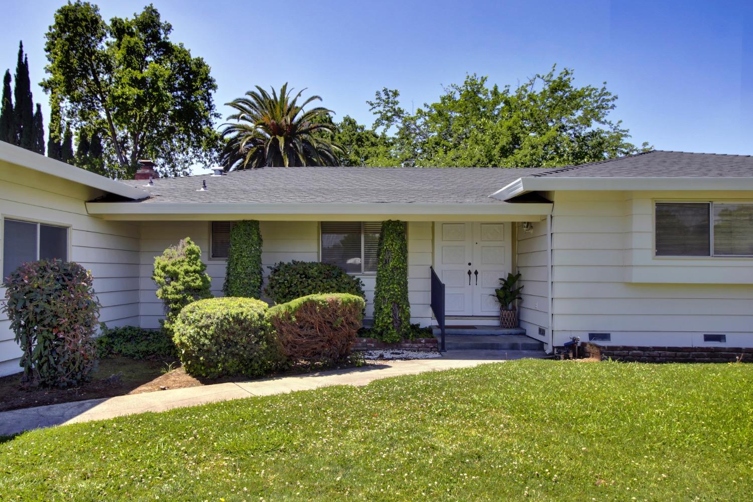 Dunnigan Realtors, Carmichael, 4033 Garfield Ave, Carmichael, California, United States 95608, 3 Bedrooms Bedrooms, ,2 BathroomsBathrooms,Single Family Home,Active Listings,Garfield Ave,1369