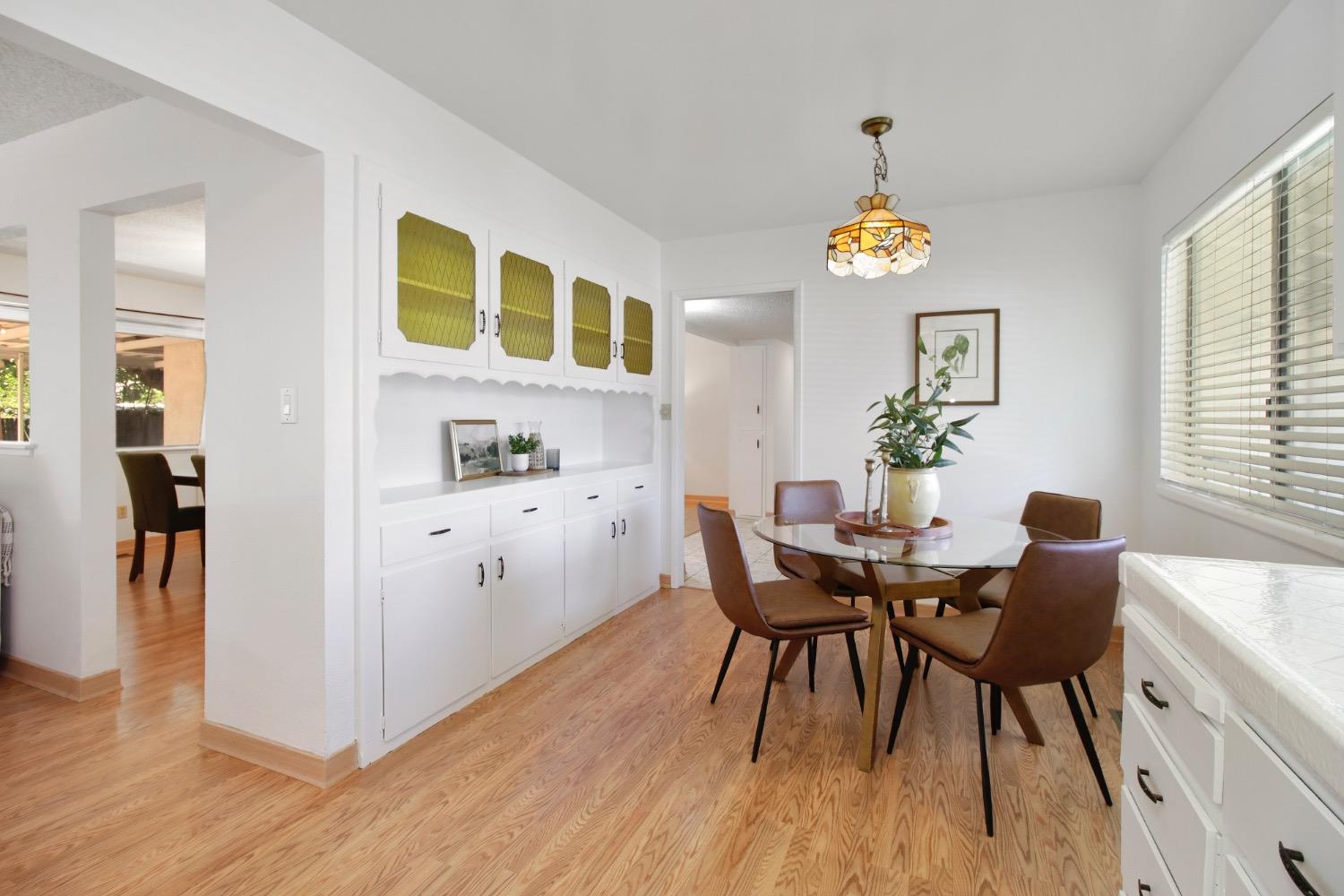 Dunnigan Realtors, Carmichael, 4033 Garfield Ave, Carmichael, California, United States 95608, 3 Bedrooms Bedrooms, ,2 BathroomsBathrooms,Single Family Home,Active Listings,Garfield Ave,1369