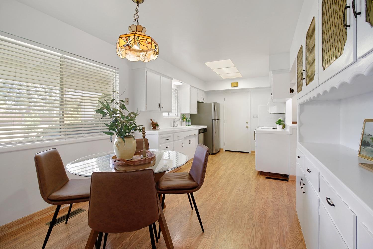 Dunnigan Realtors, Carmichael, 4033 Garfield Ave, Carmichael, California, United States 95608, 3 Bedrooms Bedrooms, ,2 BathroomsBathrooms,Single Family Home,Active Listings,Garfield Ave,1369