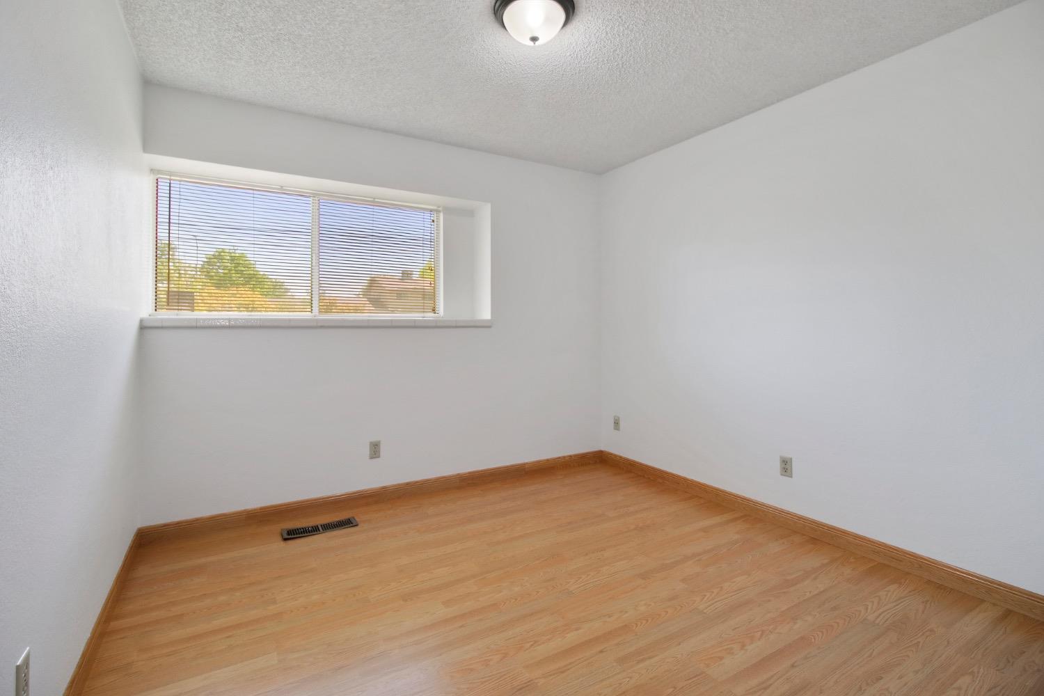 Dunnigan Realtors, Carmichael, 4033 Garfield Ave, Carmichael, California, United States 95608, 3 Bedrooms Bedrooms, ,2 BathroomsBathrooms,Single Family Home,Active Listings,Garfield Ave,1369