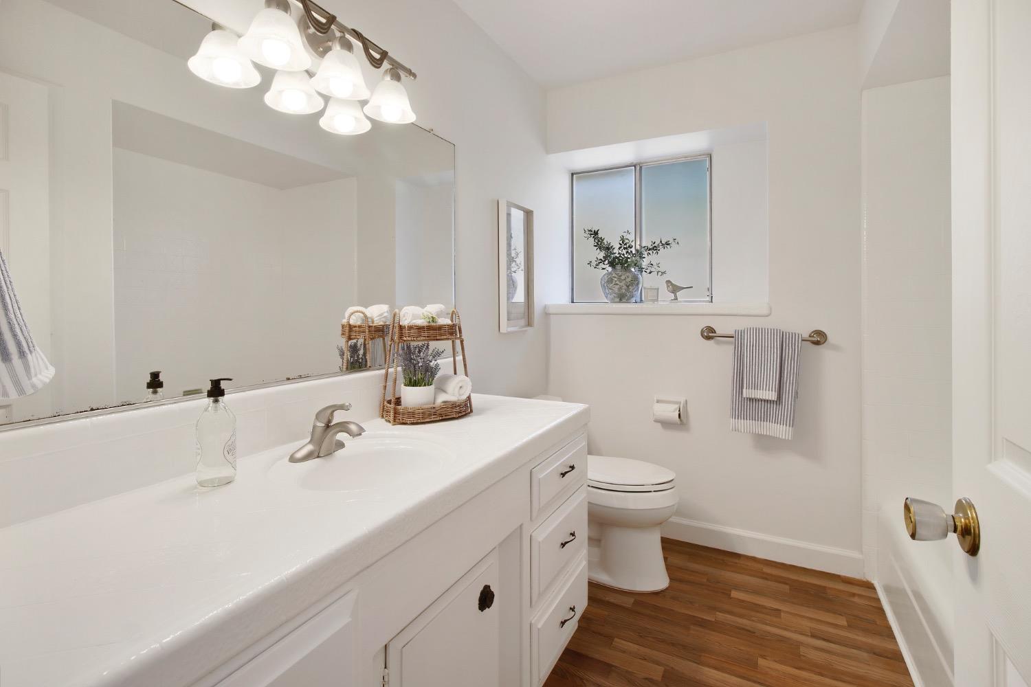 Dunnigan Realtors, Carmichael, 4033 Garfield Ave, Carmichael, California, United States 95608, 3 Bedrooms Bedrooms, ,2 BathroomsBathrooms,Single Family Home,Active Listings,Garfield Ave,1369