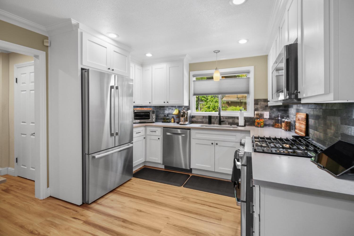 East Sac, Dunnigan Realtors, 232 33rd St, Sacramento, California, United States 95816, 3 Bedrooms Bedrooms, ,2 BathroomsBathrooms,Single Family Home,Active Listings,33rd St,1370