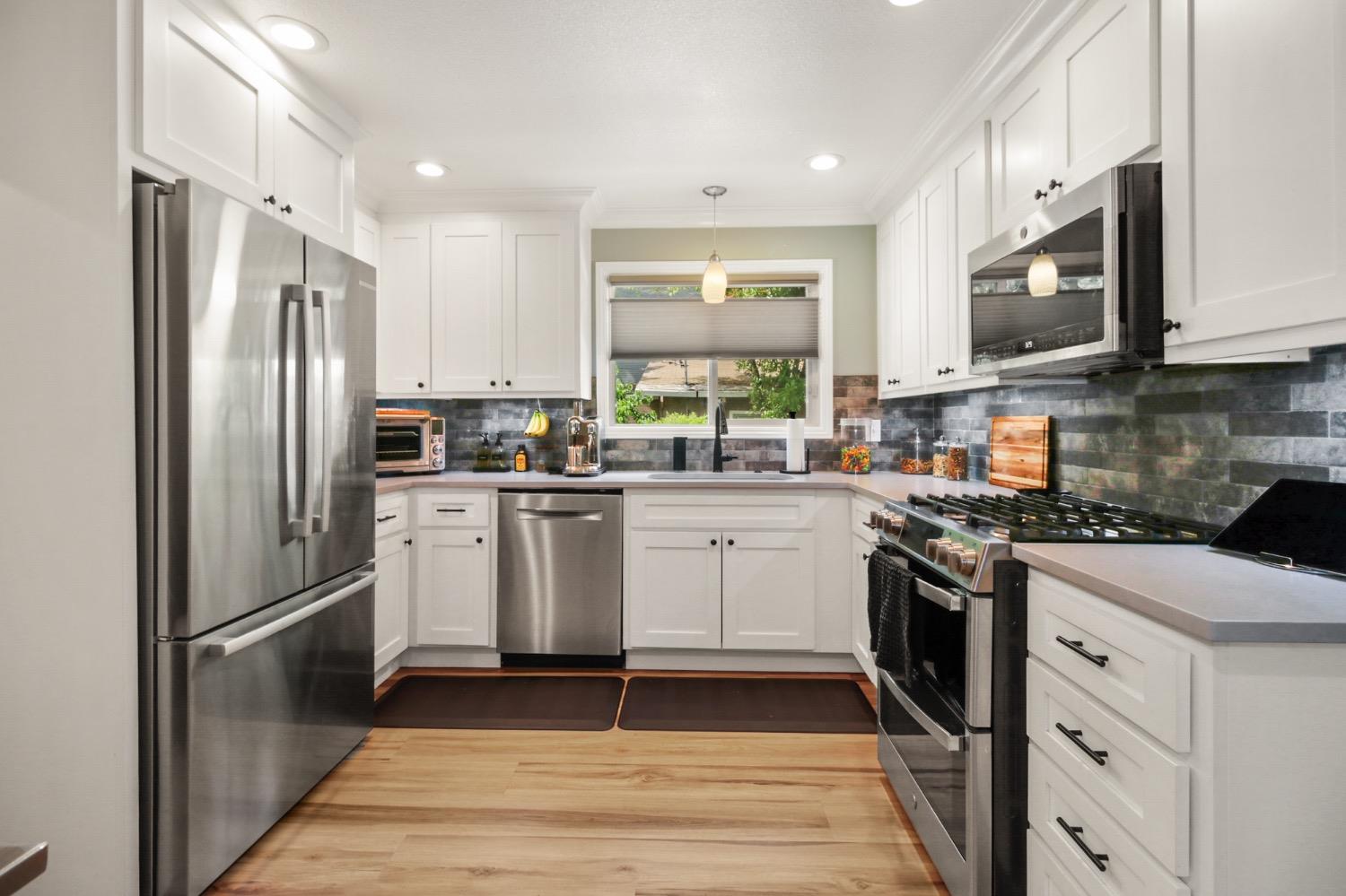 East Sac, Dunnigan Realtors, 232 33rd St, Sacramento, California, United States 95816, 3 Bedrooms Bedrooms, ,2 BathroomsBathrooms,Single Family Home,Active Listings,33rd St,1370