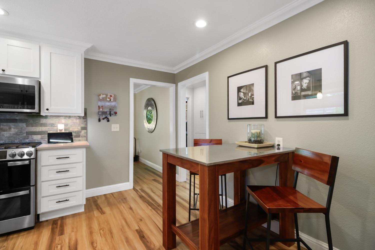 East Sac, Dunnigan Realtors, 232 33rd St, Sacramento, California, United States 95816, 3 Bedrooms Bedrooms, ,2 BathroomsBathrooms,Single Family Home,Active Listings,33rd St,1370