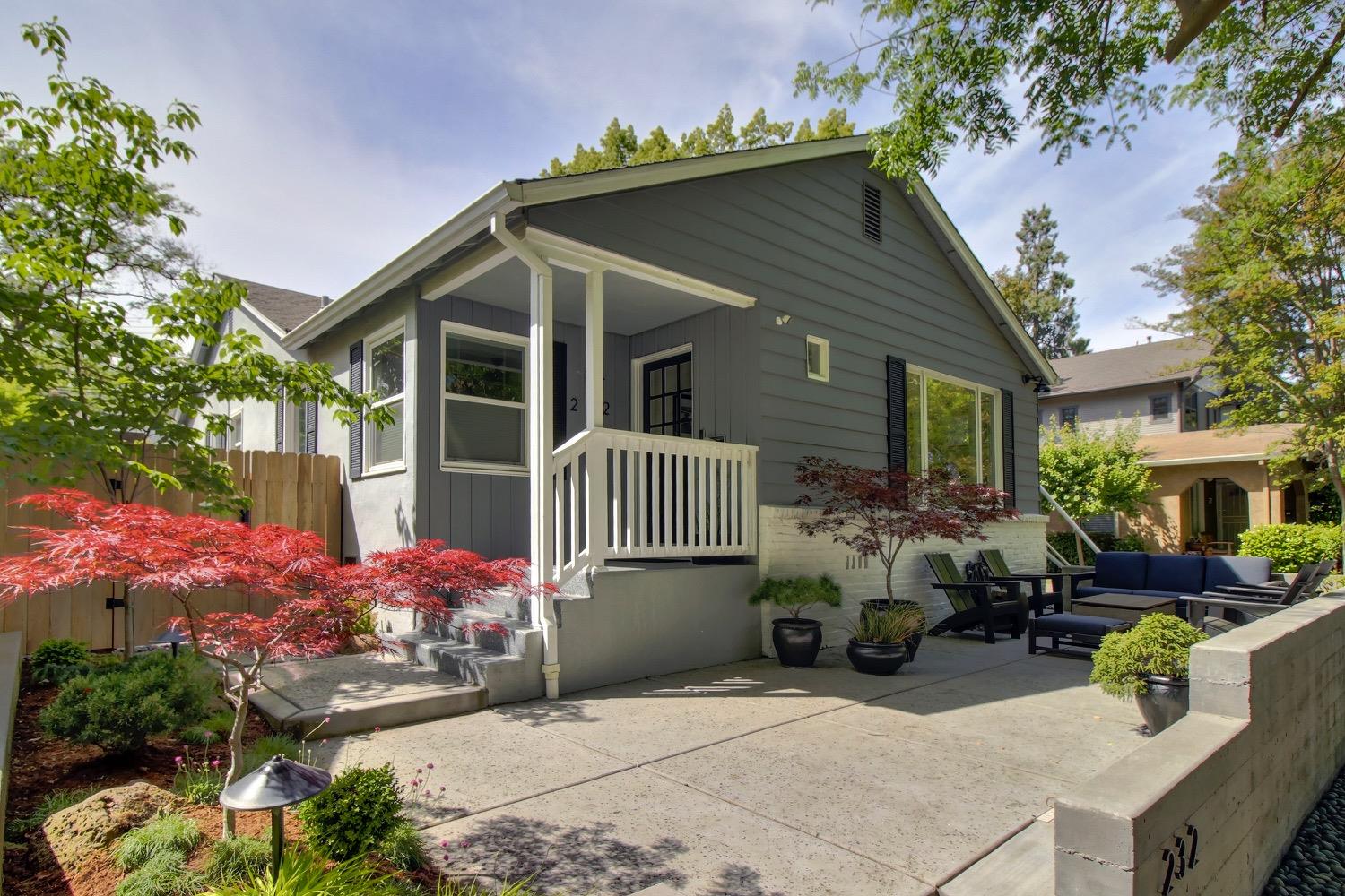 East Sac, Dunnigan Realtors, 232 33rd St, Sacramento, California, United States 95816, 3 Bedrooms Bedrooms, ,2 BathroomsBathrooms,Single Family Home,Active Listings,33rd St,1370