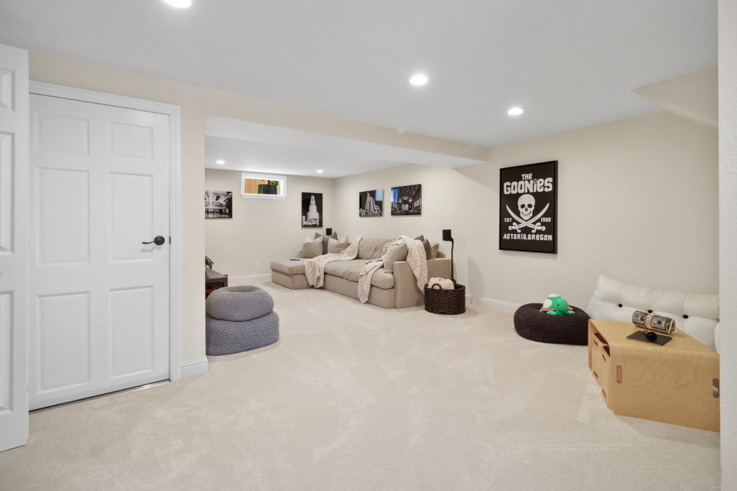 East Sac, Dunnigan Realtors, 232 33rd St, Sacramento, California, United States 95816, 3 Bedrooms Bedrooms, ,2 BathroomsBathrooms,Single Family Home,Active Listings,33rd St,1370