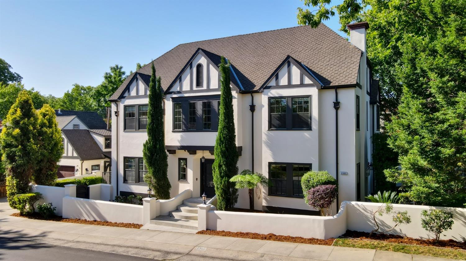 Dunnigan Realtors, East Sac, 3900 M Street, California, United States, 4 Bedrooms Bedrooms, ,3 BathroomsBathrooms,Single Family Home,Active Listings,M Street,1371