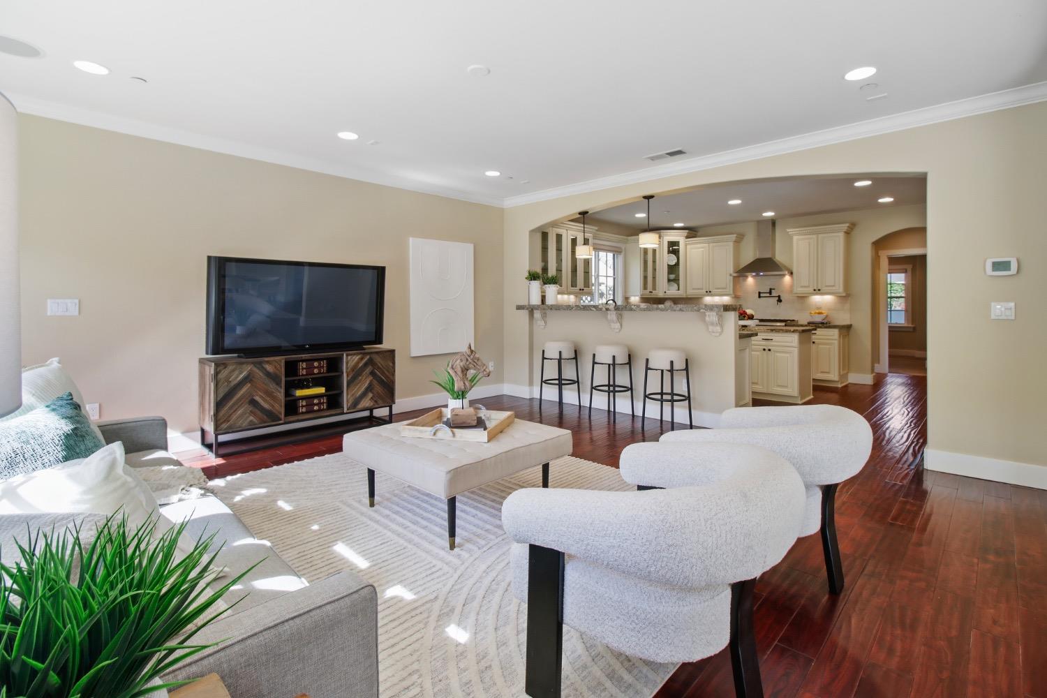 Dunnigan Realtors, East Sac, 3900 M Street, California, United States, 4 Bedrooms Bedrooms, ,3 BathroomsBathrooms,Single Family Home,Active Listings,M Street,1371