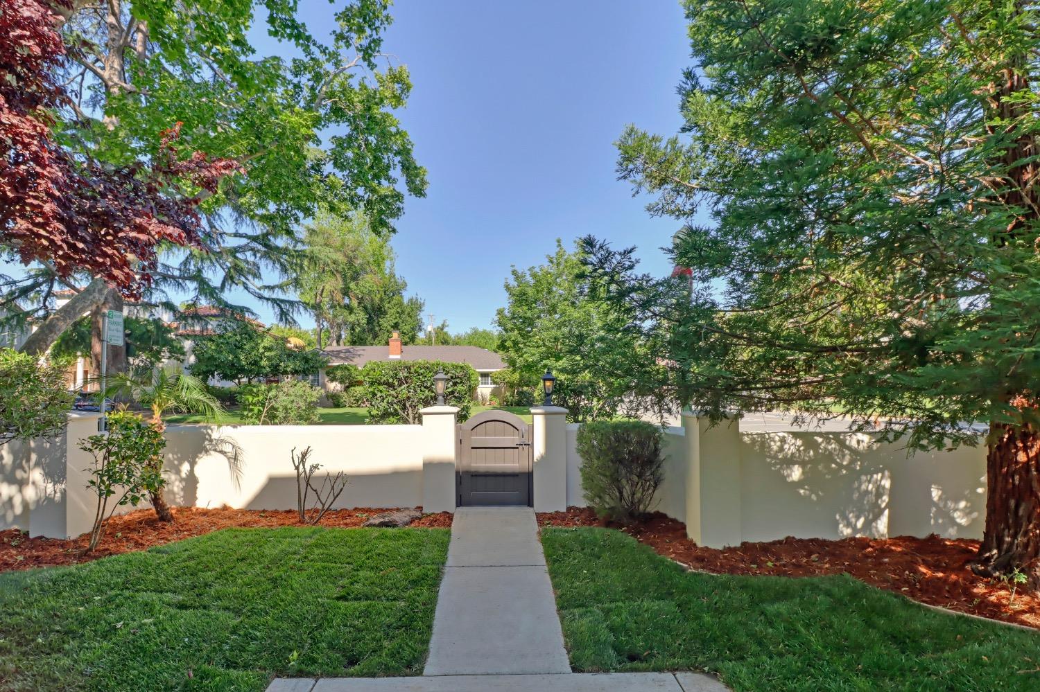 Dunnigan Realtors, East Sac, 3900 M Street, California, United States, 4 Bedrooms Bedrooms, ,3 BathroomsBathrooms,Single Family Home,Active Listings,M Street,1371