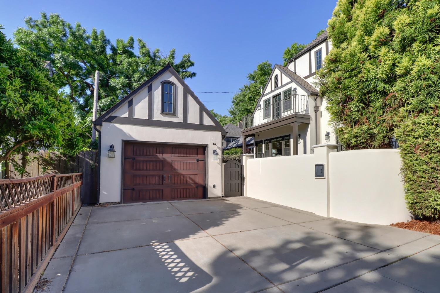 Dunnigan Realtors, East Sac, 3900 M Street, California, United States, 4 Bedrooms Bedrooms, ,3 BathroomsBathrooms,Single Family Home,Active Listings,M Street,1371