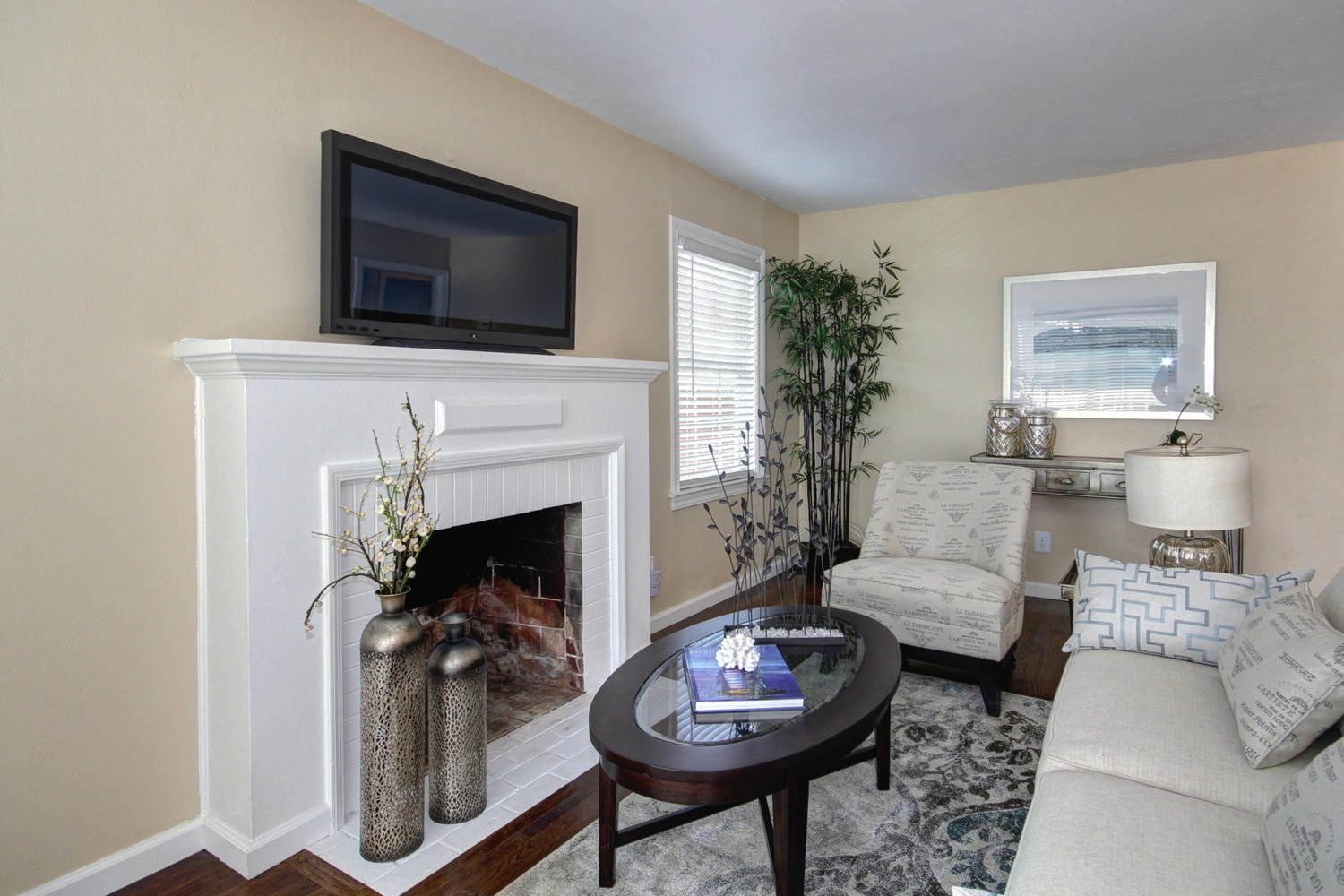 Dunnigan Realtors East Sac 3 Bedrooms, Single Family Home, Sold Listings, C Street, 1 Bathrooms, Listing ID 1089, Sacramento, Sacramento, California, United States, 95819,