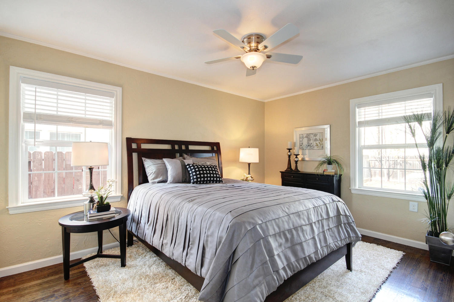 Dunnigan Realtors East Sac 3 Bedrooms, Single Family Home, Sold Listings, C Street, 1 Bathrooms, Listing ID 1089, Sacramento, Sacramento, California, United States, 95819,