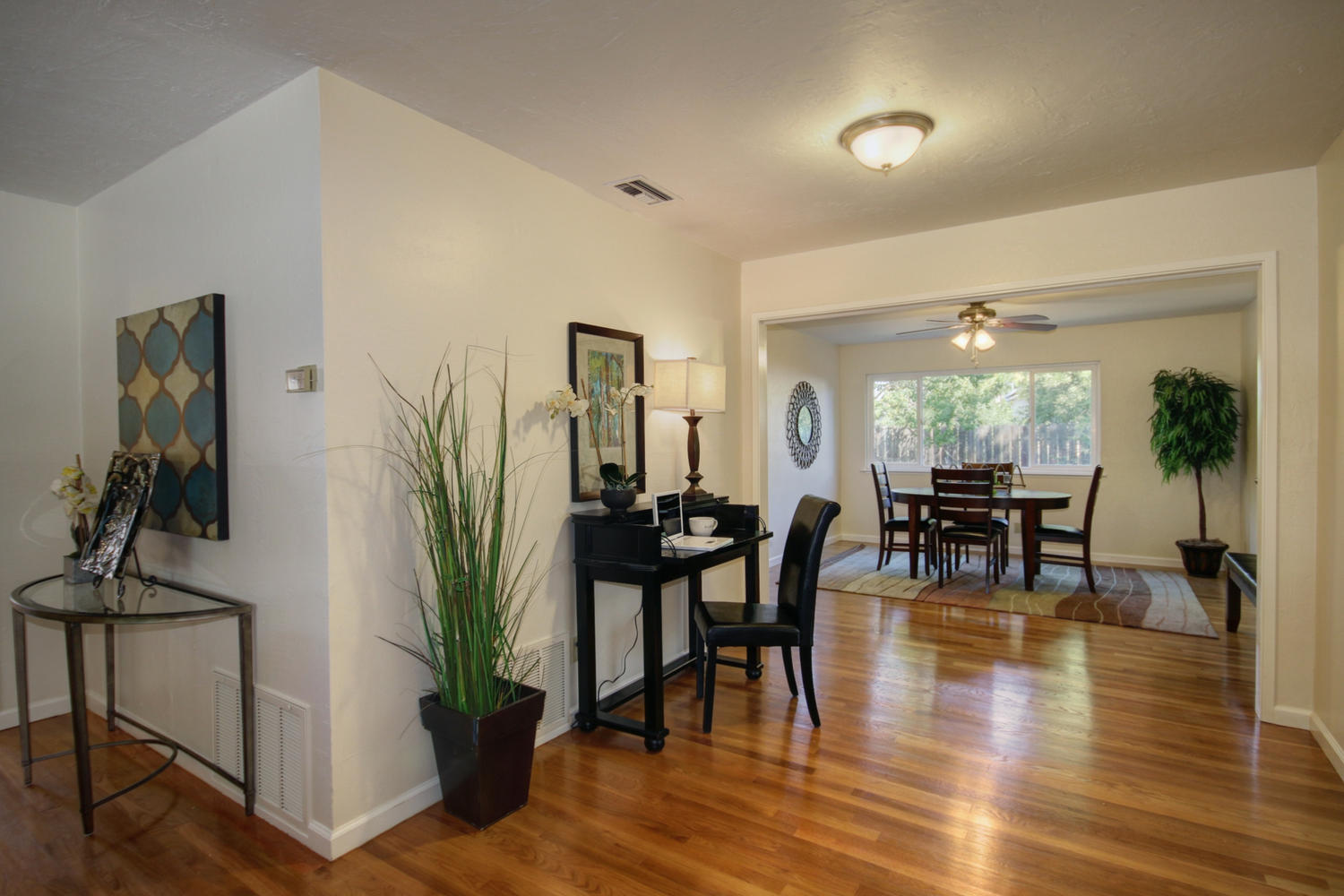 Dunnigan Realtors East Sac 3 Bedrooms, Single Family Home, Sold Listings, 63rd Street, 2 Bathrooms, Listing ID 1100, Sacramento, Sacramento, California, United States, 95819,