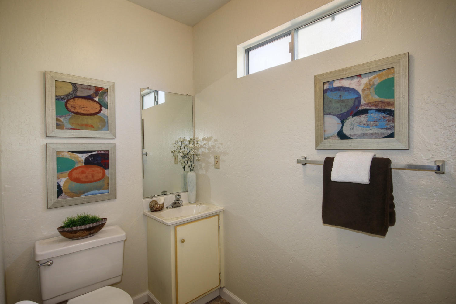 Dunnigan Realtors East Sac 3 Bedrooms, Single Family Home, Sold Listings, 63rd Street, 2 Bathrooms, Listing ID 1100, Sacramento, Sacramento, California, United States, 95819,