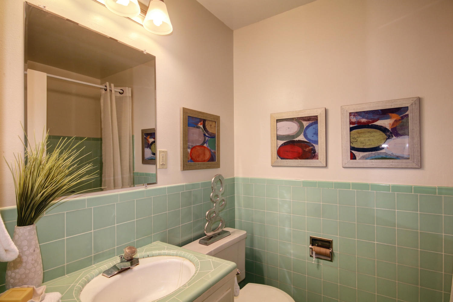 Dunnigan Realtors East Sac 3 Bedrooms, Single Family Home, Sold Listings, 63rd Street, 2 Bathrooms, Listing ID 1100, Sacramento, Sacramento, California, United States, 95819,