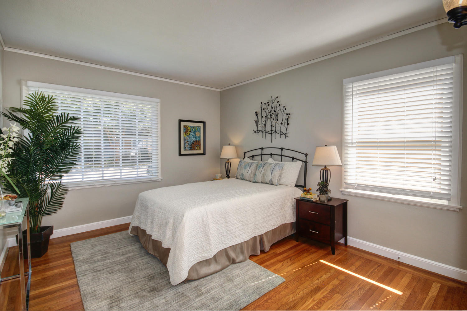 Dunnigan Realtors East Sac 2 Bedrooms, Single Family Home, Sold Listings, D Street, 1 Bathrooms, Listing ID 1102, Sacramento, Sacramento, California, United States, 95816,