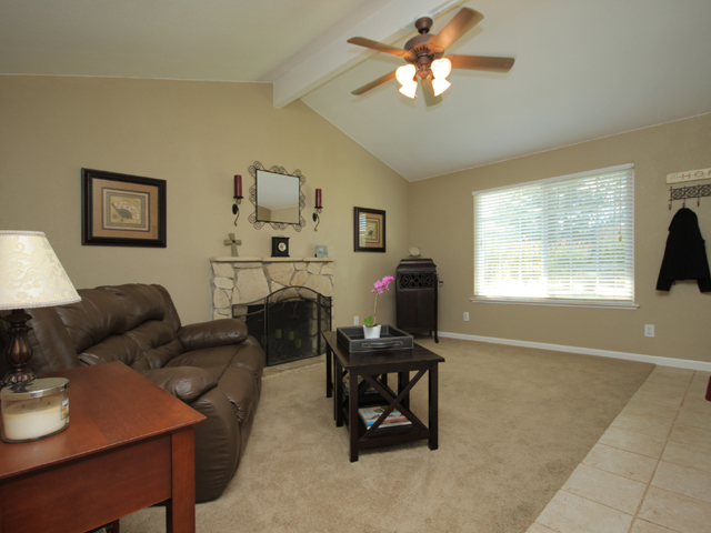 Dunnigan Realtors 4 Bedrooms, Single Family Home, Sold Listings, Ole Ct, 2 Bathrooms, Listing ID 1007, Sacramento, Sacramento, California, United States, 95826,