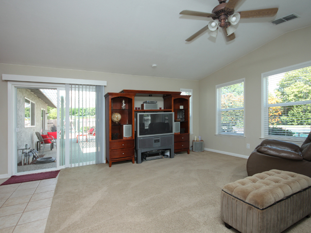 Dunnigan Realtors 4 Bedrooms, Single Family Home, Sold Listings, Ole Ct, 2 Bathrooms, Listing ID 1007, Sacramento, Sacramento, California, United States, 95826,