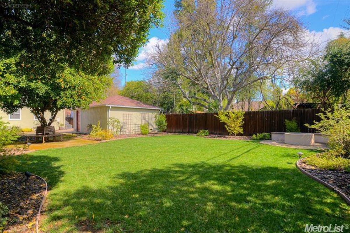 Dunnigan Realtors Land Park 3 Bedrooms, Single Family Home, Sold Listings, Perkins, 2 Bathrooms, Listing ID 1128, Sacramento, Sacramento, California, United States, 95818,