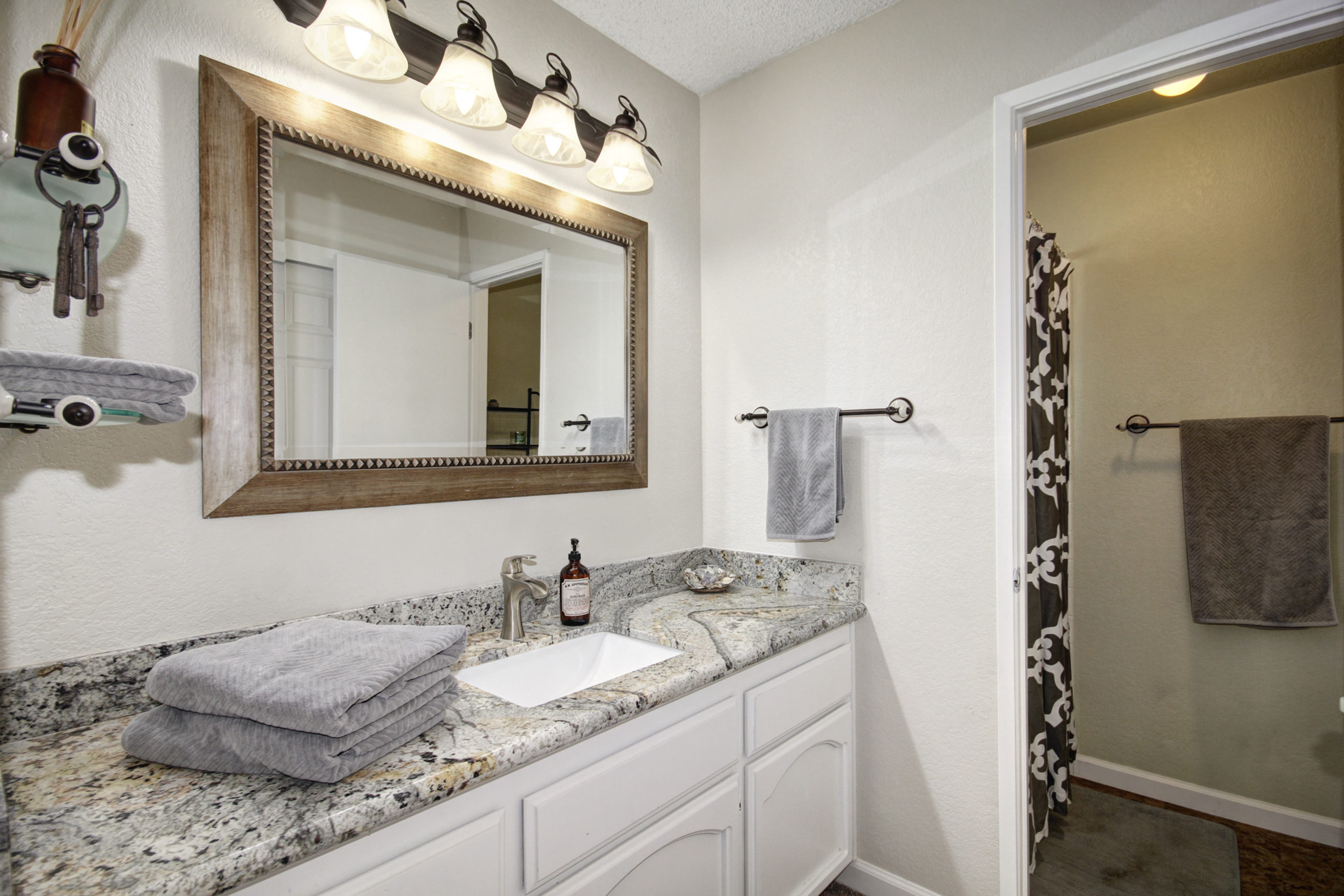 Dunnigan Realtors 3 Bedrooms, Single Family Home, Sold Listings, Willow Creek, 2 Bathrooms, Listing ID 1138, Sacramento, Sacramento, California, United States, 95630,
