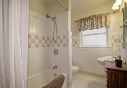Dunnigan Realtors East Sac  3 Bedrooms, Single Family Home, Sold Listings, 45th, 2 Bathrooms, Listing ID 1155, Sacramento, Sacramento, California, United States, 95819,