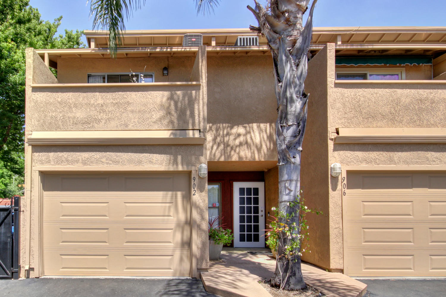 Dunnigan Realtors Downtown 3 Bedrooms, Condominium, Sold Listings, Q Street, 2 Bathrooms, Listing ID 1159, Sacramento, Sacramento, California, United States, 95811,