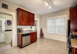 Dunnigan Realtors East Sac 4 Bedrooms, Apartment, Sold Listings, H Street, 4 Bathrooms, Listing ID 1162, Sacramento, Sacramento, California, United States, 95816,