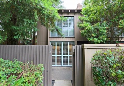 Dunnigan Realtors 1 Bedrooms, Condominium, Sold Listings, Woodside Sierra Ln, 1 Bathrooms, Listing ID 1166, CA, California, United States, 95825,