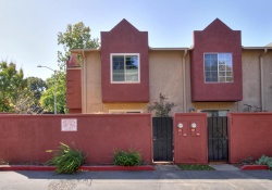 Dunnigan Realtors 3 Bedrooms, Condominium, Sold Listings, Q Street, 2 Bathrooms, Listing ID 1172, Sacramento, Sacramento, California, United States, 95811,