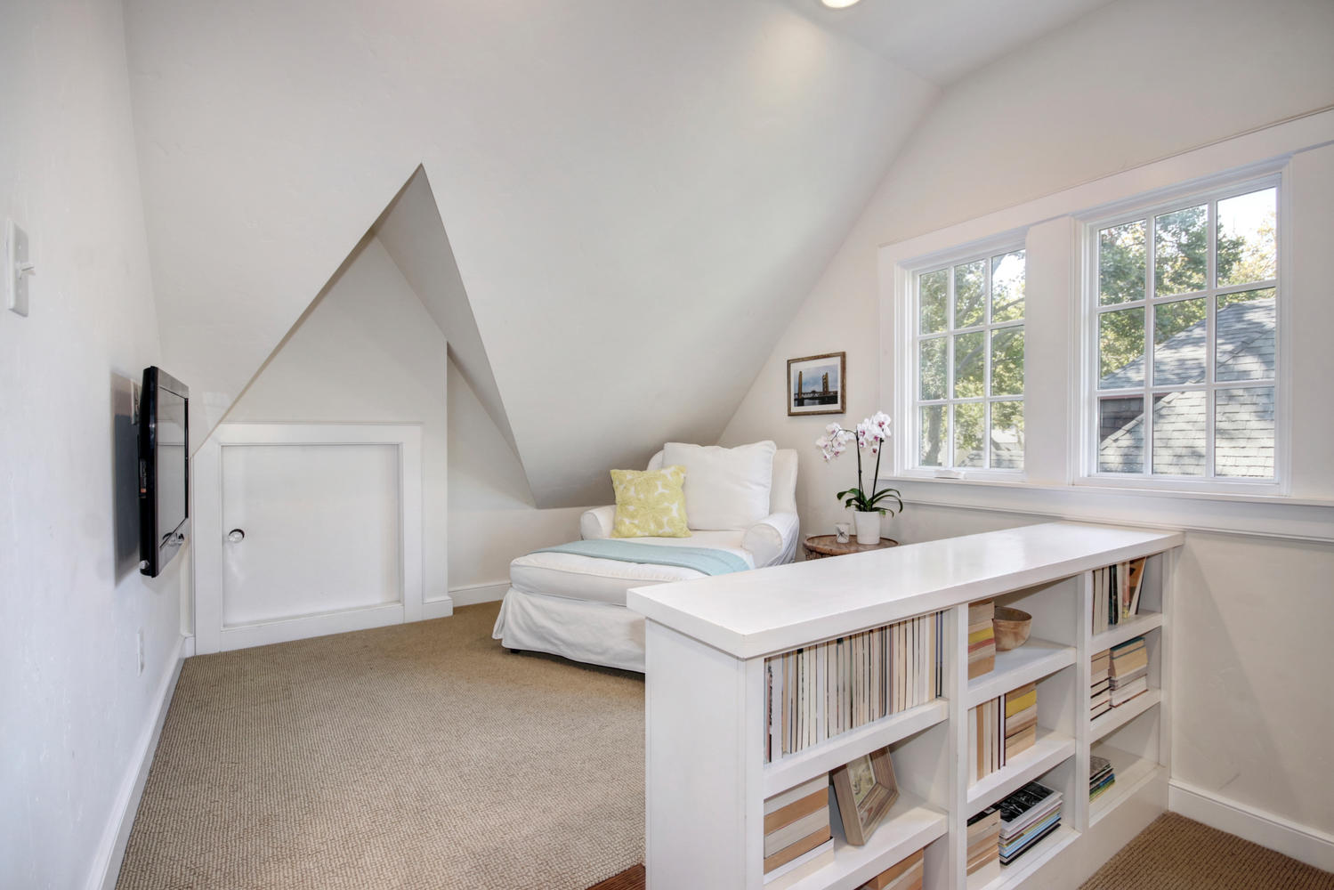 Dunnigan Realtors East Sac 320 37th St, Sacramento, California, United States 95816, 4 Bedrooms Bedrooms, ,2 BathroomsBathrooms,Single Family Home,Active Listings,37th St,1206