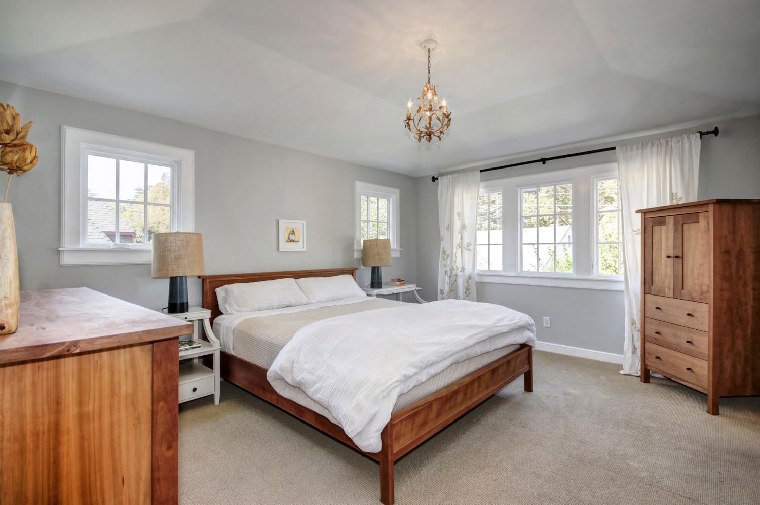 Dunnigan Realtors East Sac 320 37th St, Sacramento, California, United States 95816, 4 Bedrooms Bedrooms, ,2 BathroomsBathrooms,Single Family Home,Active Listings,37th St,1206