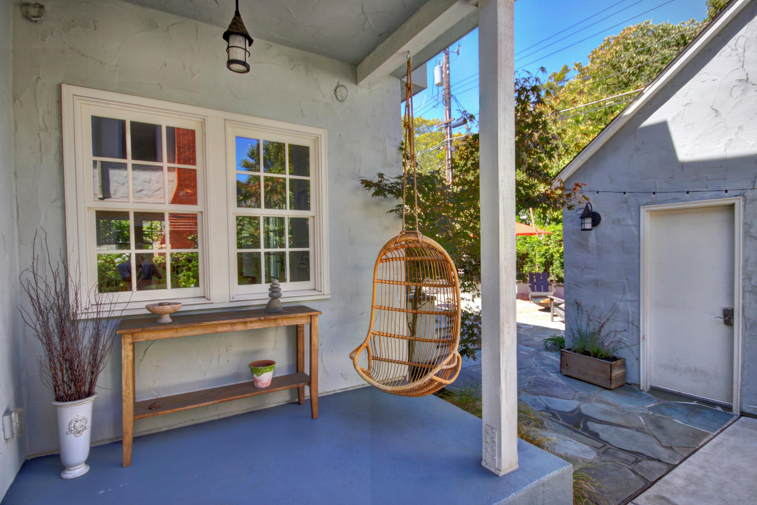 Dunnigan Realtors East Sac 320 37th St, Sacramento, California, United States 95816, 4 Bedrooms Bedrooms, ,2 BathroomsBathrooms,Single Family Home,Active Listings,37th St,1206