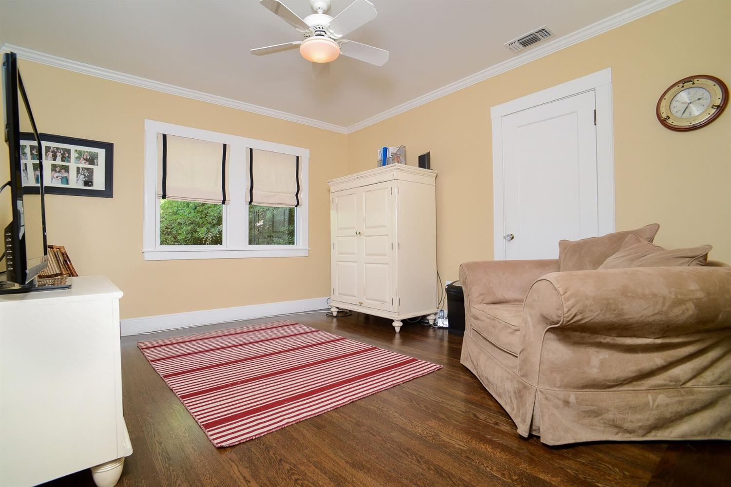 Dunnigan Realtors, McKinley Park, 3710 McKinley Blvd, Sacramento, California, United States 95816, 4 Bedrooms Bedrooms, ,2 BathroomsBathrooms,Single Family Home,Sold Listings,McKinley Blvd,1229