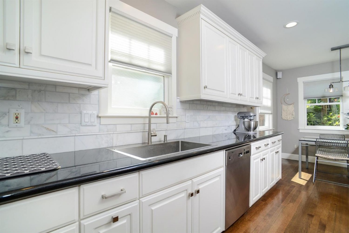Dunnigan Realtors, McKinley Park, 3710 McKinley Blvd, Sacramento, California, United States 95816, 4 Bedrooms Bedrooms, ,2 BathroomsBathrooms,Single Family Home,Sold Listings,McKinley Blvd,1229
