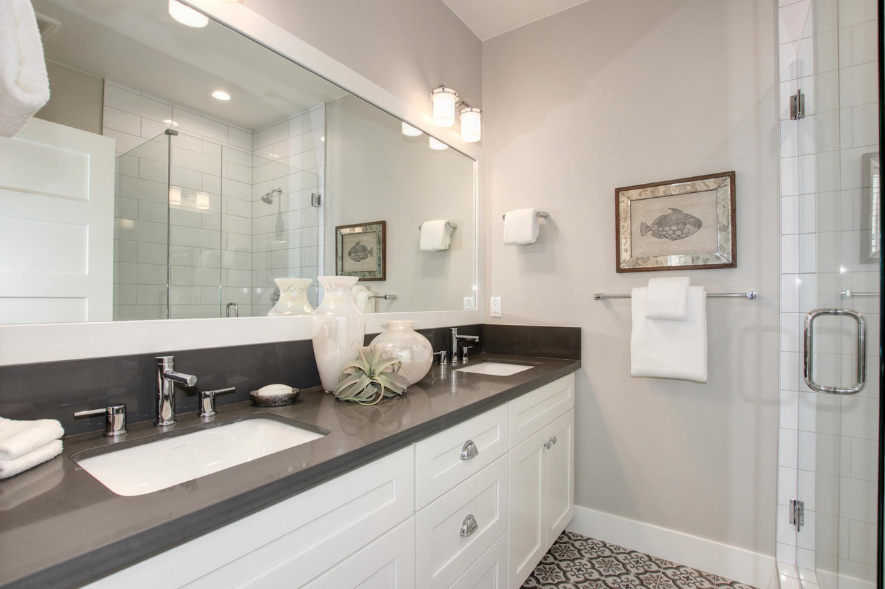 Dunnigan Realtors, East Sac, 1300 40th Street, Sacramento, Sacramento, California, United States 95819, 4 Bedrooms Bedrooms, ,3 BathroomsBathrooms,Single Family Home,Sold Listings,40th Street,1255