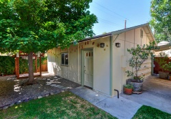 Dunnigan Realtors, Land Park, 2672 Harkness St, Sacramento, Sacramento, California, United States 95818, 2 Bedrooms Bedrooms, ,1 BathroomBathrooms,Single Family Home,Active Listings,Harkness St,1259