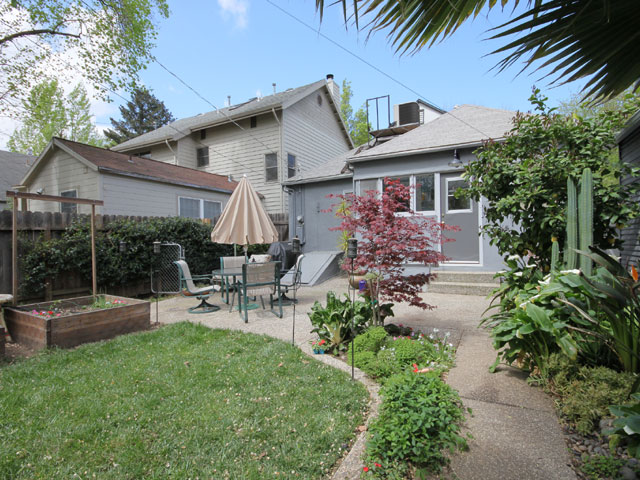 Dunnigan Realtors East Sac 2 Bedrooms, Single Family Home, Sold Listings, D Street, 1 Bathrooms, Listing ID 1000, Sacramento, Sacramento, California, United States, 95816,