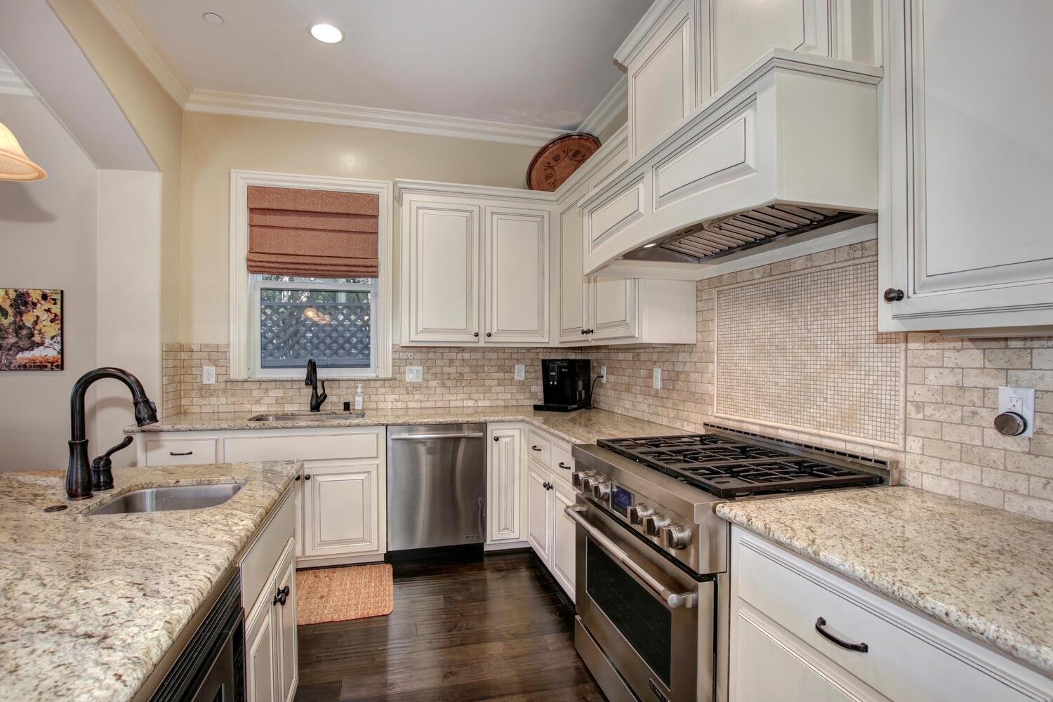 Dunnigan Realtors, East Sac, 1344 39th, Sacramento, Sacramento, California, United States 95816, 5 Bedrooms Bedrooms, ,3 BathroomsBathrooms,Single Family Home,Sold Listings,39th,1301