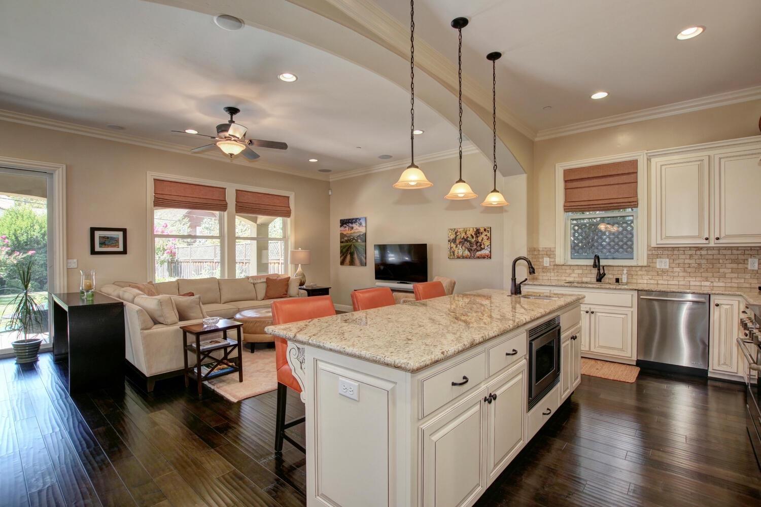 Dunnigan Realtors, East Sac, 1344 39th, Sacramento, Sacramento, California, United States 95816, 5 Bedrooms Bedrooms, ,3 BathroomsBathrooms,Single Family Home,Sold Listings,39th,1301