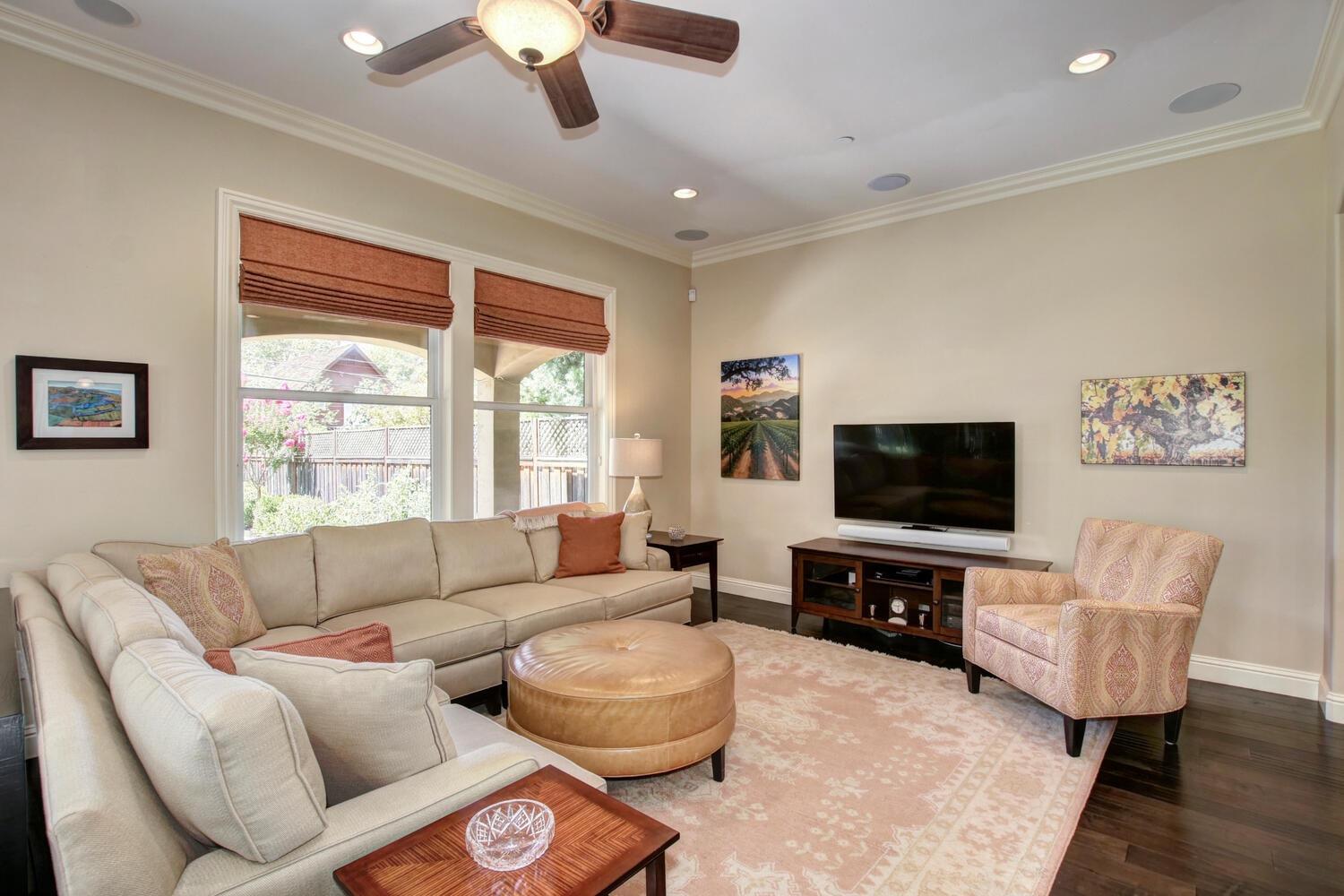 Dunnigan Realtors, East Sac, 1344 39th, Sacramento, Sacramento, California, United States 95816, 5 Bedrooms Bedrooms, ,3 BathroomsBathrooms,Single Family Home,Sold Listings,39th,1301