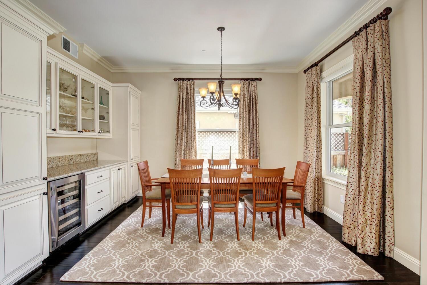 Dunnigan Realtors, East Sac, 1344 39th, Sacramento, Sacramento, California, United States 95816, 5 Bedrooms Bedrooms, ,3 BathroomsBathrooms,Single Family Home,Sold Listings,39th,1301
