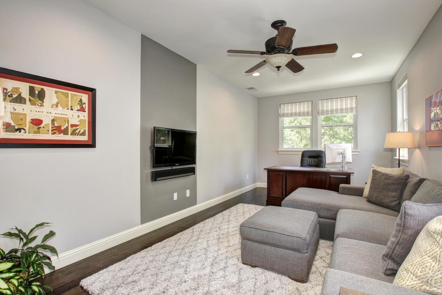 Dunnigan Realtors, East Sac, 1344 39th, Sacramento, Sacramento, California, United States 95816, 5 Bedrooms Bedrooms, ,3 BathroomsBathrooms,Single Family Home,Sold Listings,39th,1301