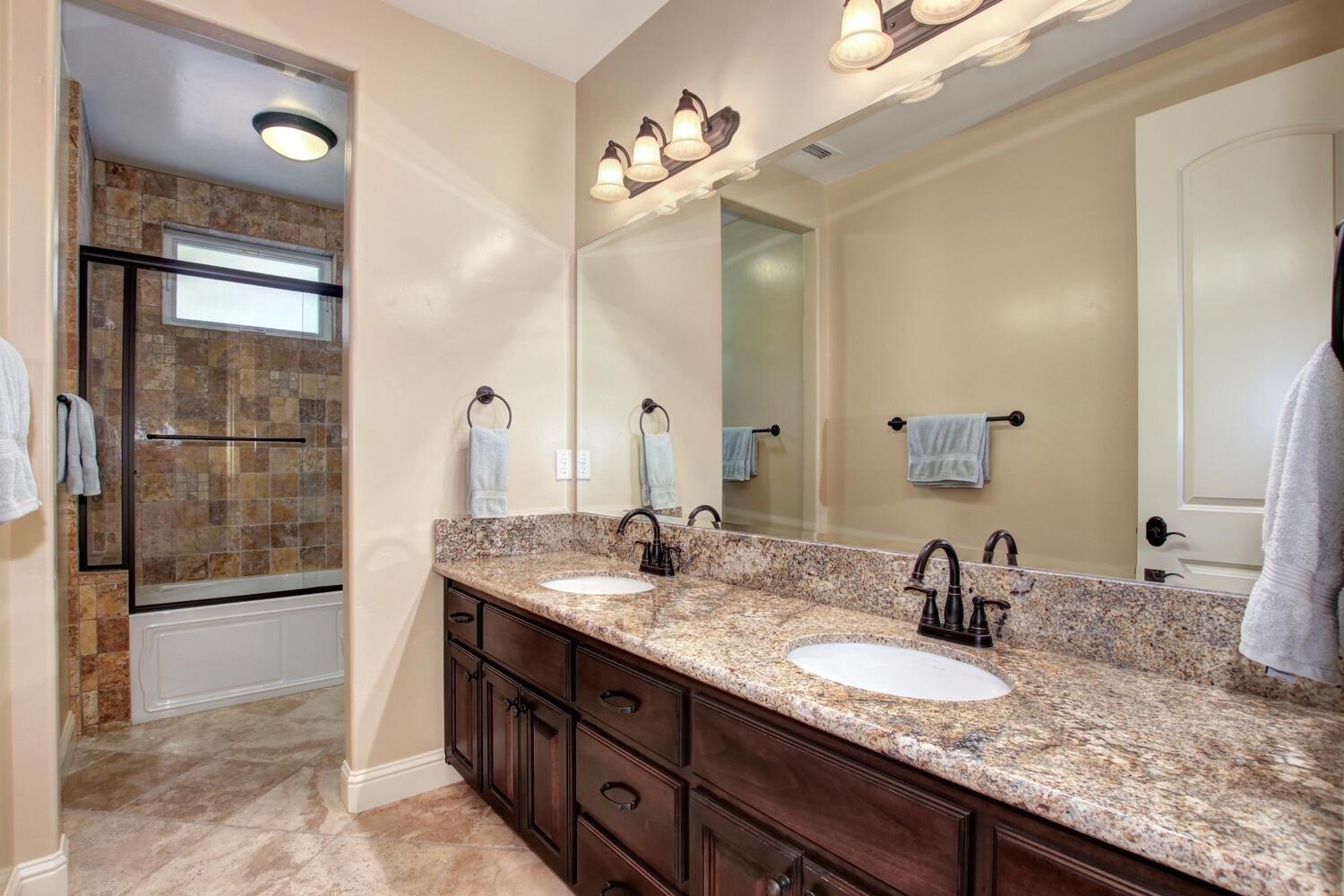 Dunnigan Realtors, East Sac, 1344 39th, Sacramento, Sacramento, California, United States 95816, 5 Bedrooms Bedrooms, ,3 BathroomsBathrooms,Single Family Home,Sold Listings,39th,1301