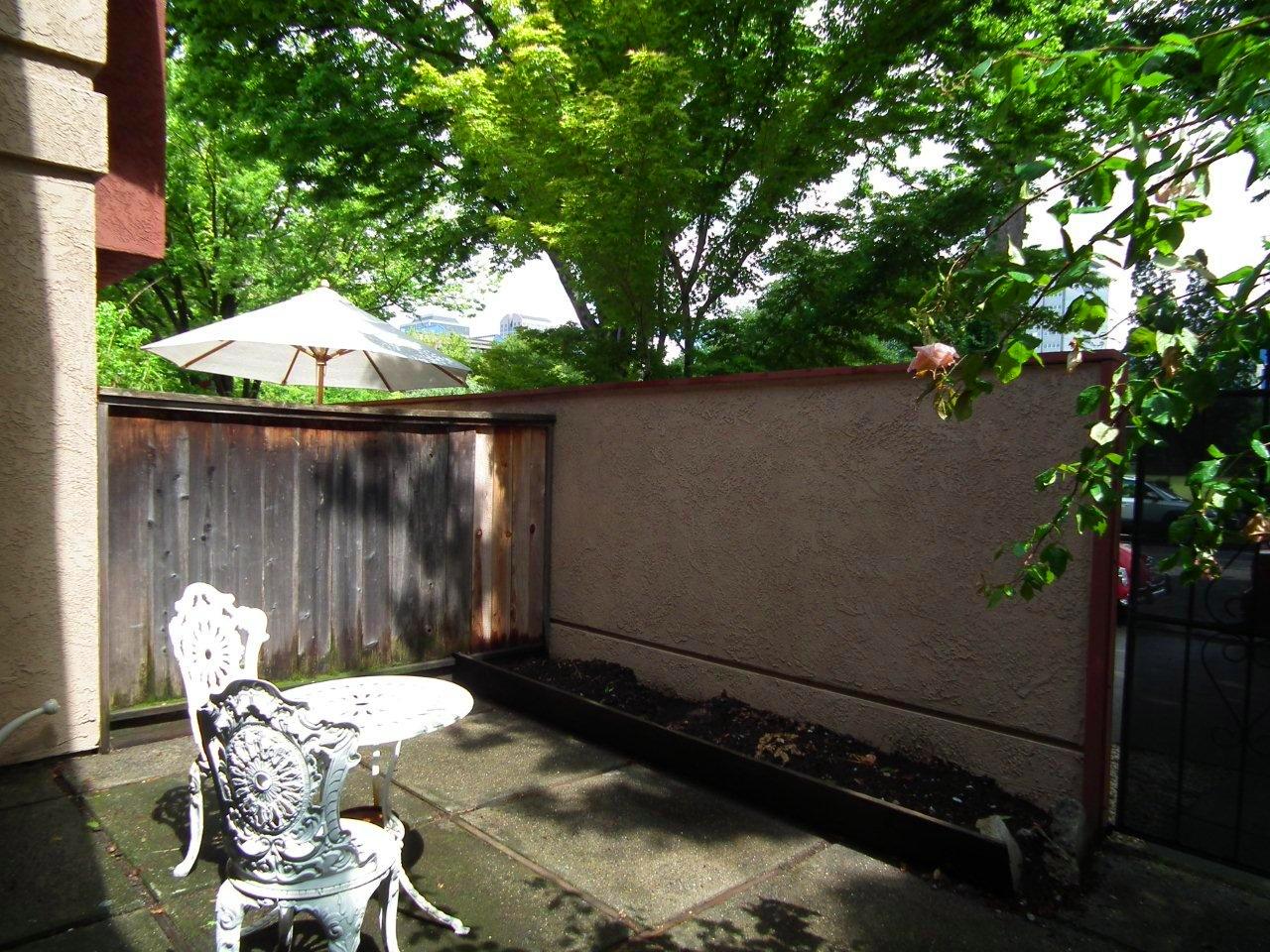 Dunnigan Realtors Downtown 2 Bedrooms, Condominium, Sold Listings, Q Street, 1 Bathrooms, Listing ID 1029, Sacramento, Sacramento, California, United States, 95811,