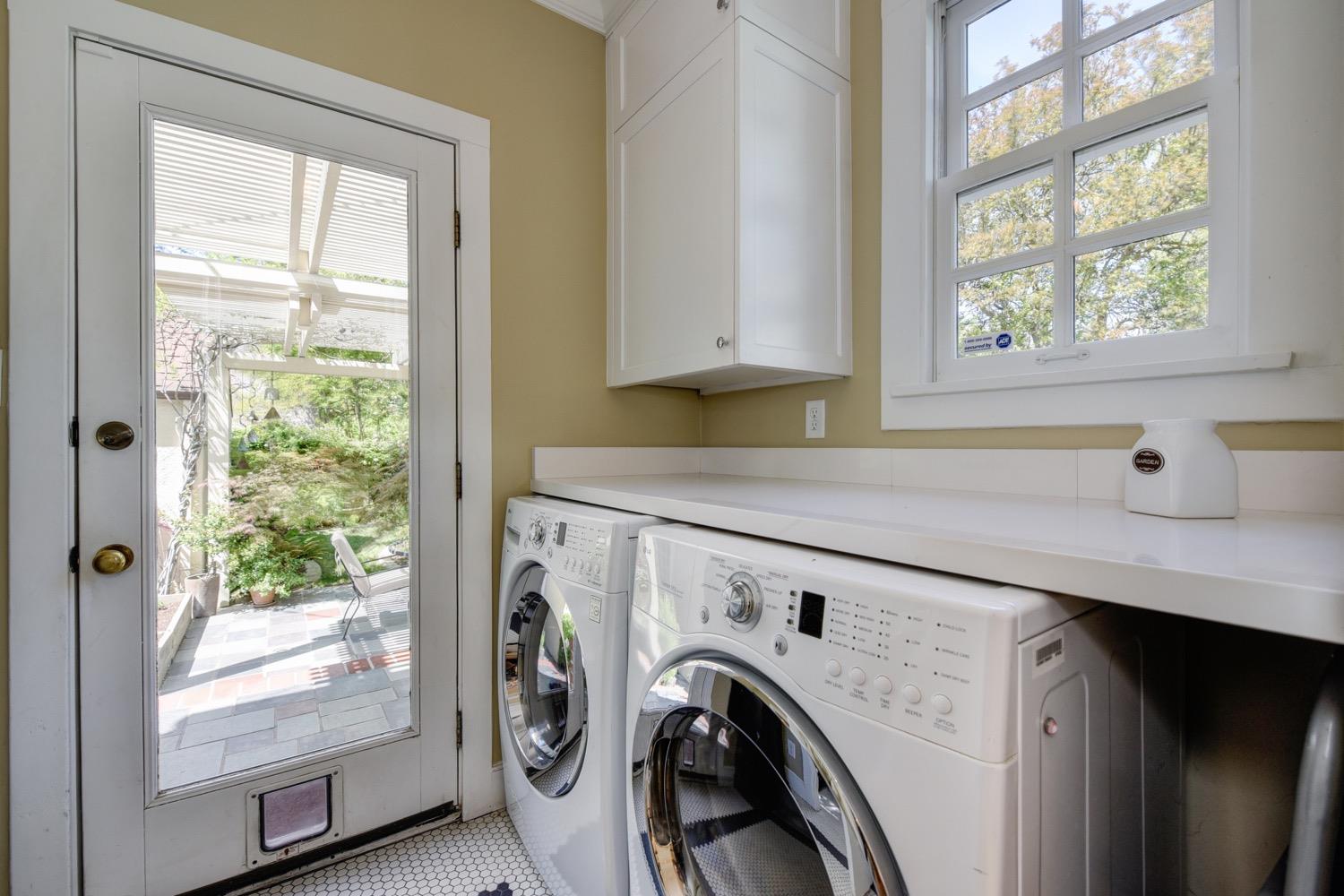 Dunnigan, Realtors, Curtis Park, 26th St 2954, Sacramento, California, United States 95818, 3 Bedrooms Bedrooms, ,2 BathroomsBathrooms,Single Family Home,Sold Listings,2954,1313