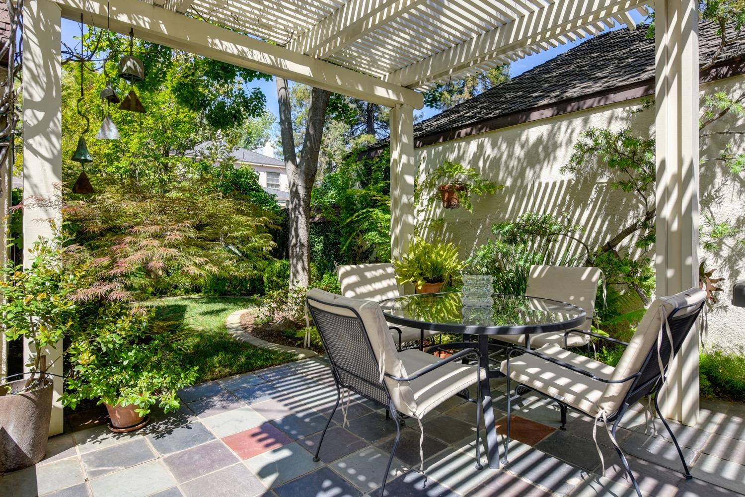 Dunnigan, Realtors, Curtis Park, 26th St 2954, Sacramento, California, United States 95818, 3 Bedrooms Bedrooms, ,2 BathroomsBathrooms,Single Family Home,Sold Listings,2954,1313